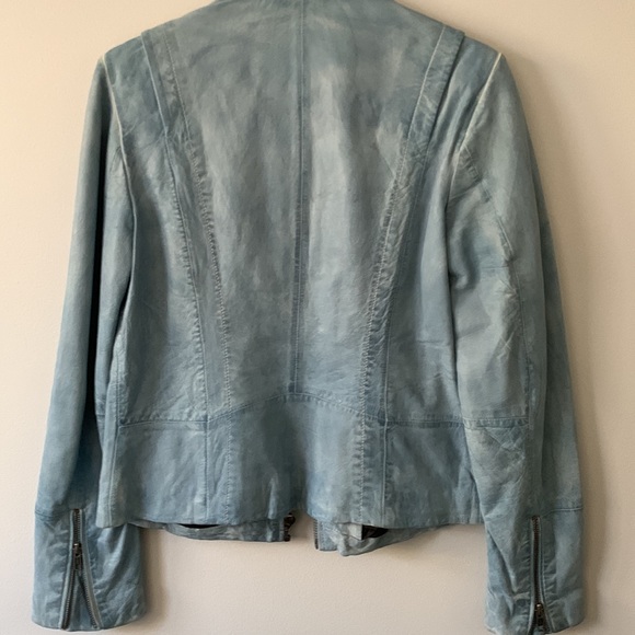 Distressed leather bomber jacket- WORN ONCE - Picture 5 of 7